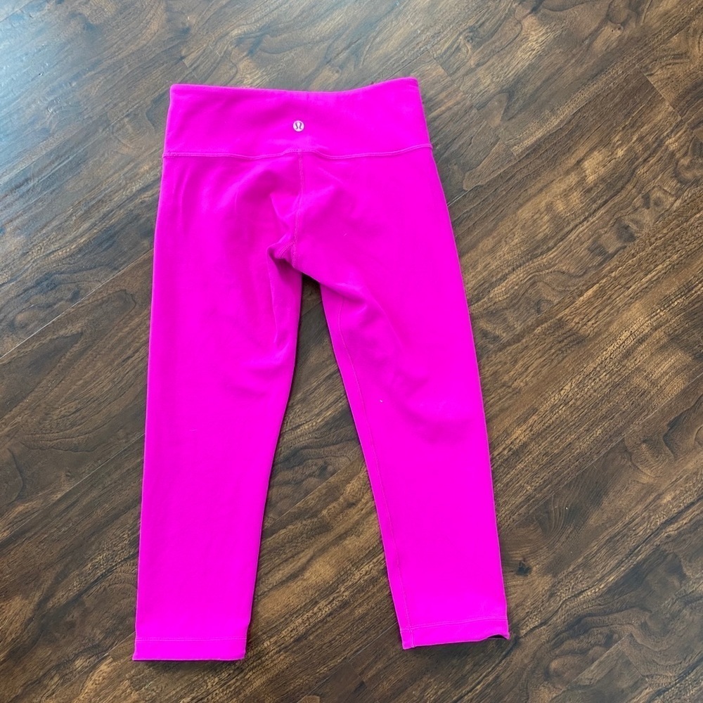 Lululemon Wunder Under Crop Reversible
Black Pink - Picture 5 of 7